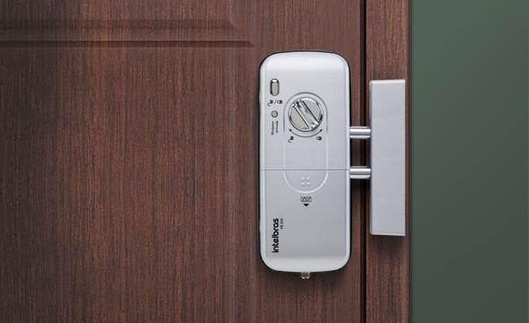 Travamento autom&aacute;tico