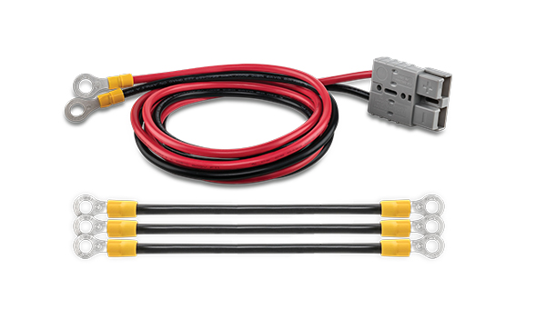 Cabo de s&eacute;rie incluso para conectar duas baterias externas.