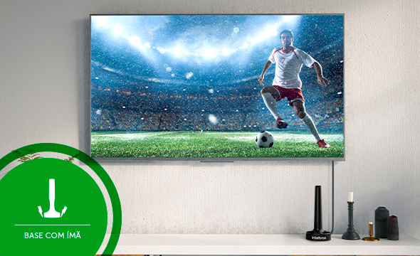 Base magnética da antena fixada em uma superfície metálica