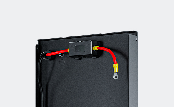 Detalhe do fus&iacute;vel de prote&ccedil;&atilde;o do m&oacute;dulo de baterias.