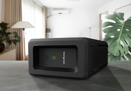 Nobreak ATTIV 1200VA nas posições vertical e horizontal.