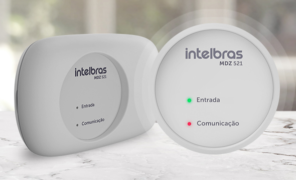 Módulo MDZ 521 com os LEDs de alarme (vermelho) e supervisão (verde) acesos.