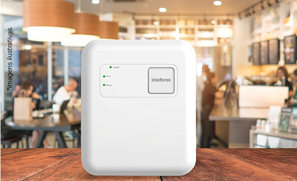 Casa protegida por uma cerca elétrica