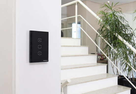 Diagrama de instalação do interruptor dimmer em uma caixa 4x2 na parede.