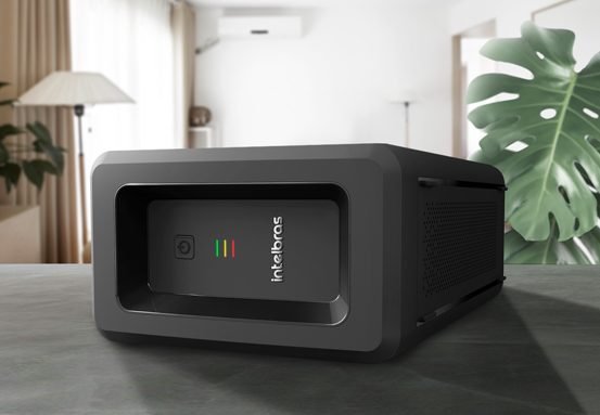 Nobreak ATTIV 1500VA em posições vertical e horizontal.