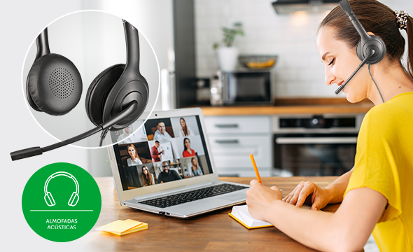 Detalhe das almofadas acústicas macias do headset