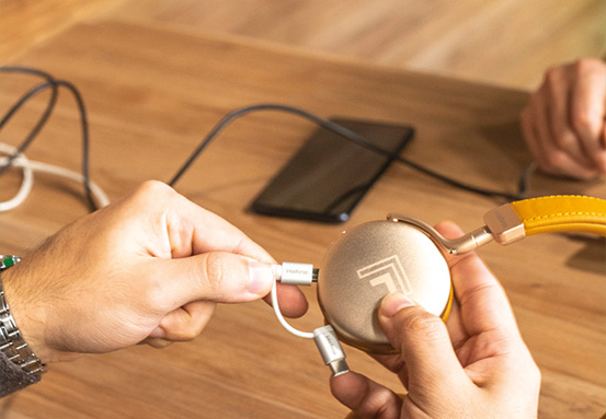 Carregamento simultâneo de dois dispositivos