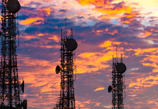 Antena integrada e menos suscetível a interferências