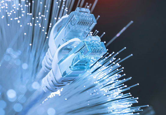 Portas SFP Combo para flexibilidade de rede