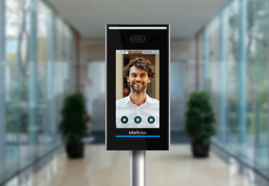 Detalhe do acabamento e design do suporte para catraca