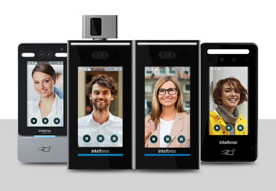 Demonstração de compatibilidade com diversos modelos de controladores faciais