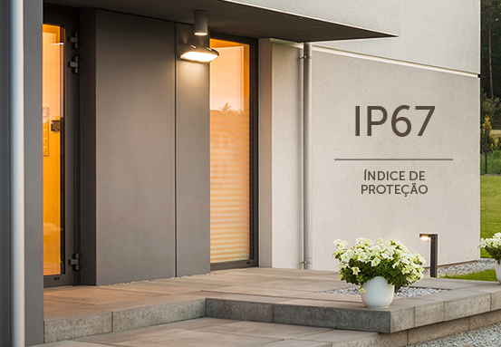 C&acirc;mera resistente a poeira e &aacute;gua