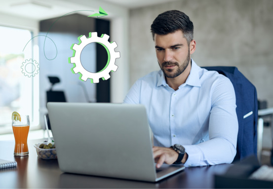 Técnico realizando gerenciamento remoto do roteador