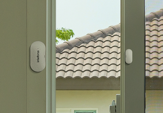 Instalação fácil do sensor na janela