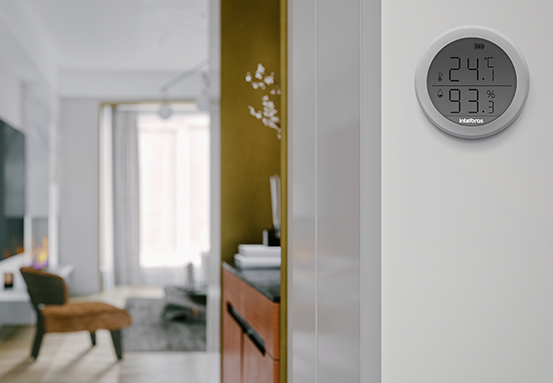 Ilustração da fácil instalação do sensor com fita adesiva