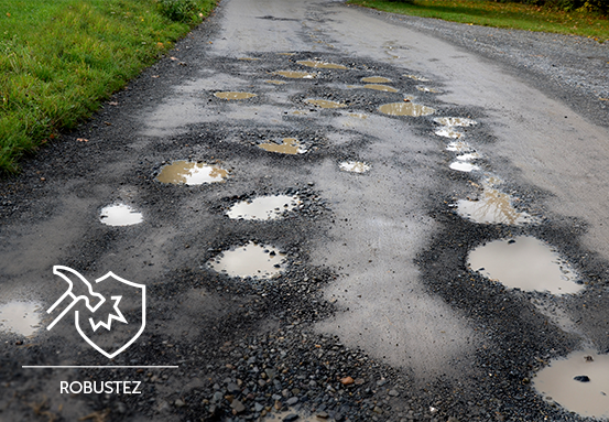 Design robusto do monitor, ideal para estradas e ambientes industriais