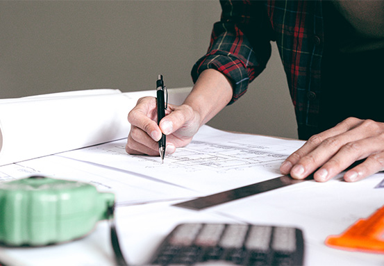 Interliga&ccedil;&atilde;o de m&uacute;ltiplas centrais para grandes projetos