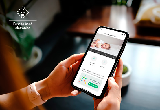 Câmera sendo usada como babá eletrônica