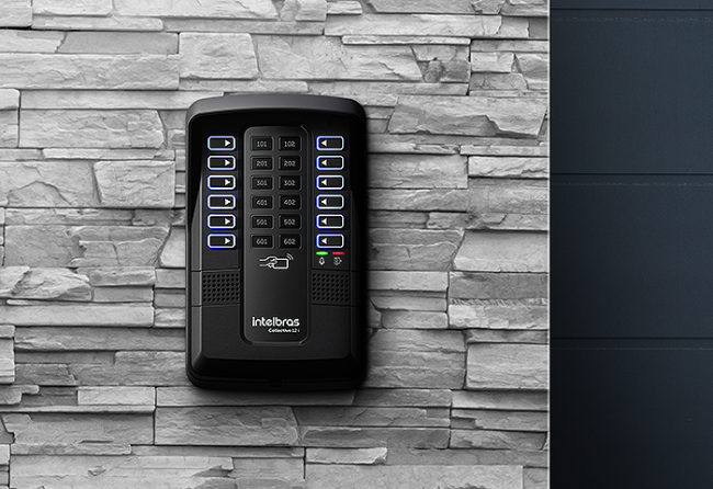 Vista frontal da Central Coletiva Collective 12i