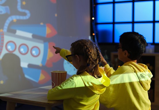 Projeção de até 150 polegadas